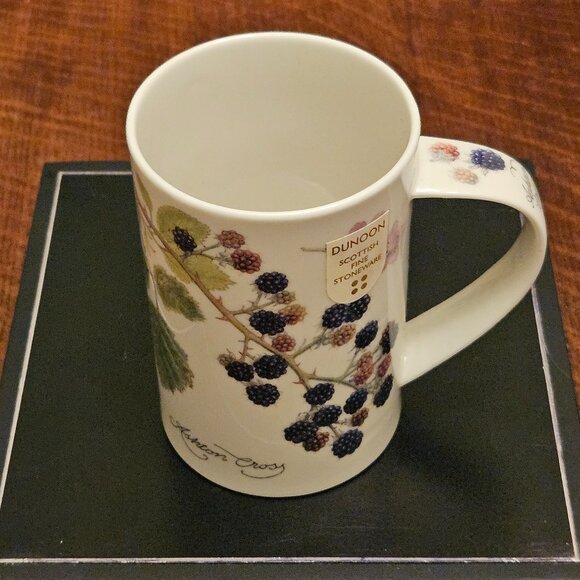 Dunoon Bone China Blackberry Mug. 10 oz. Made in Scotland. New - Picture 3 of 5